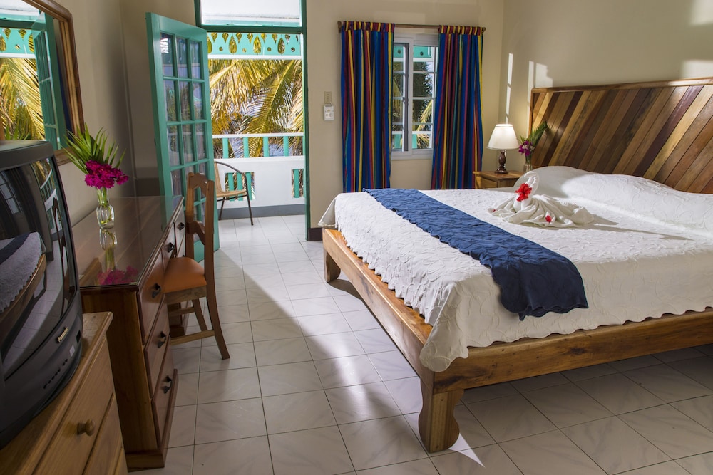 

Roma - Negril - Samsara Cliff Resort