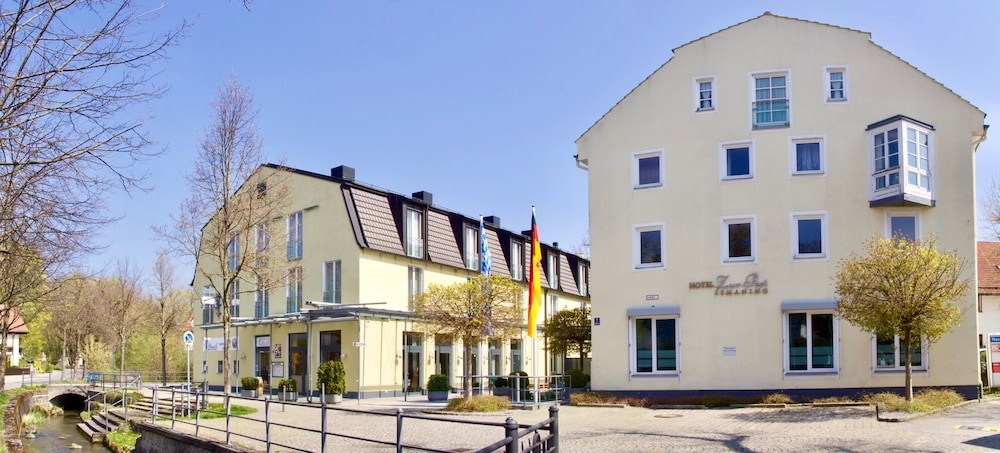 

Napoli - Eching (Bayern) - Hotel zur Post