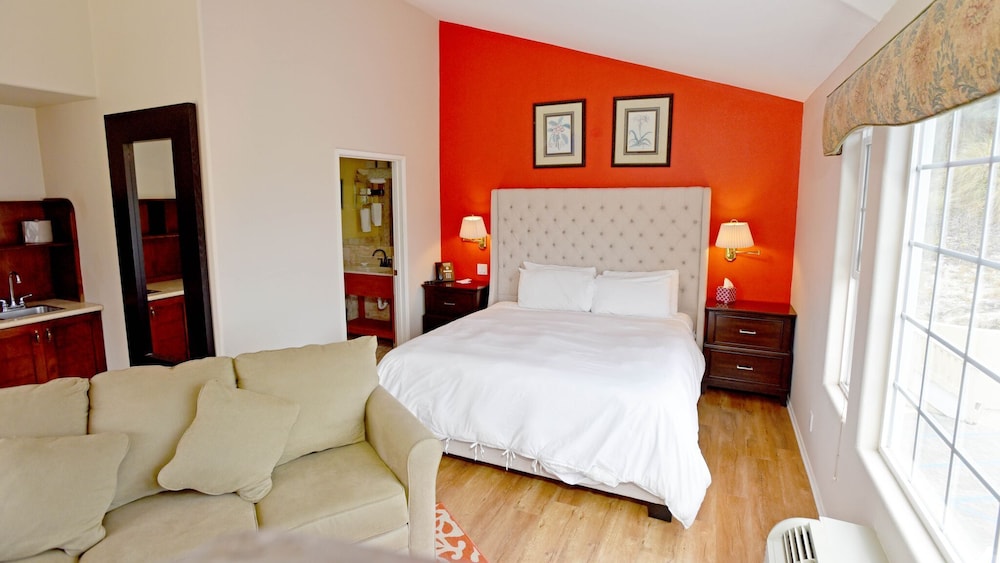 

Venezia - Malibu - Malibu Country Inn
