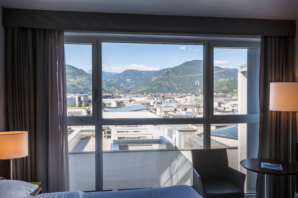 

Bari - Bolzano - Four Points Sheraton Bolzano Bozen