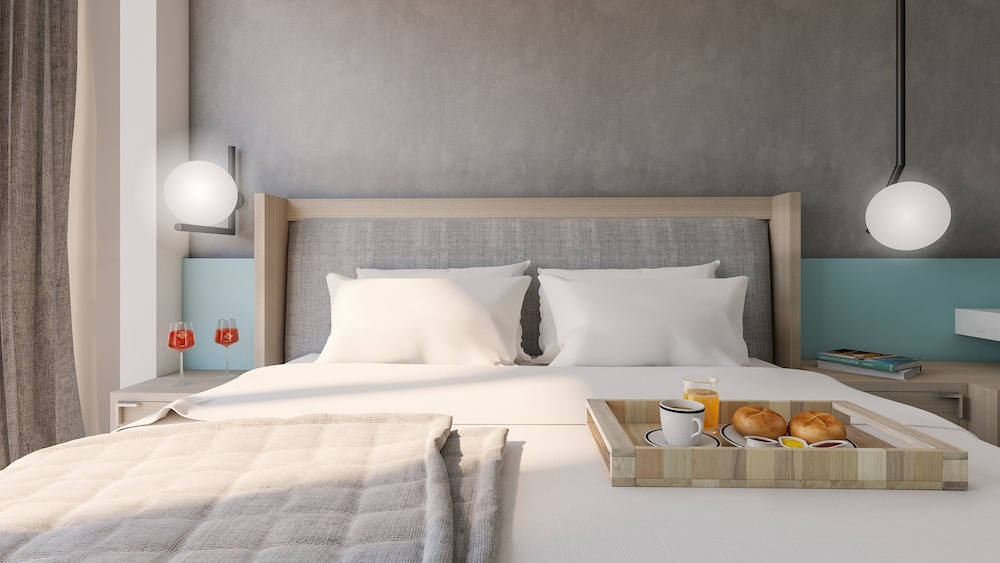 

Milano - Néa Mákri - Hotel Avra by Smile hotels