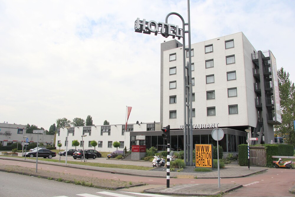 

Genova - Zaandam - Bastion Hotel Zaandam