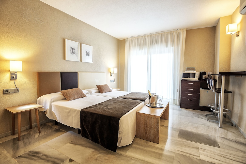 

Milano - Mijas - Aparthotel First Flatotel International