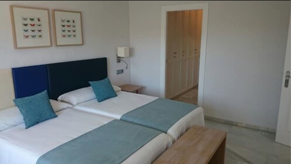 

Milano - Fuengirola - Aparthotel First Flatotel International