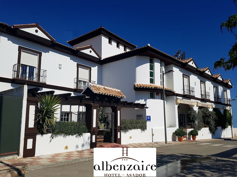 

Napoli - Fuensanta (Granada) - Albenzaire Hotel Asador