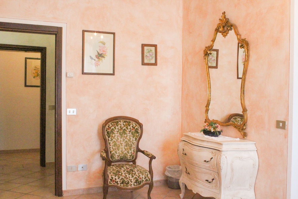 

Milano - Siena - La Loggia Villa Gloria - Adults Only