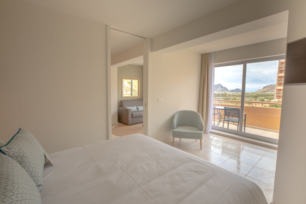 

Milano - Porto Santo - Vila Baleira Porto Santo