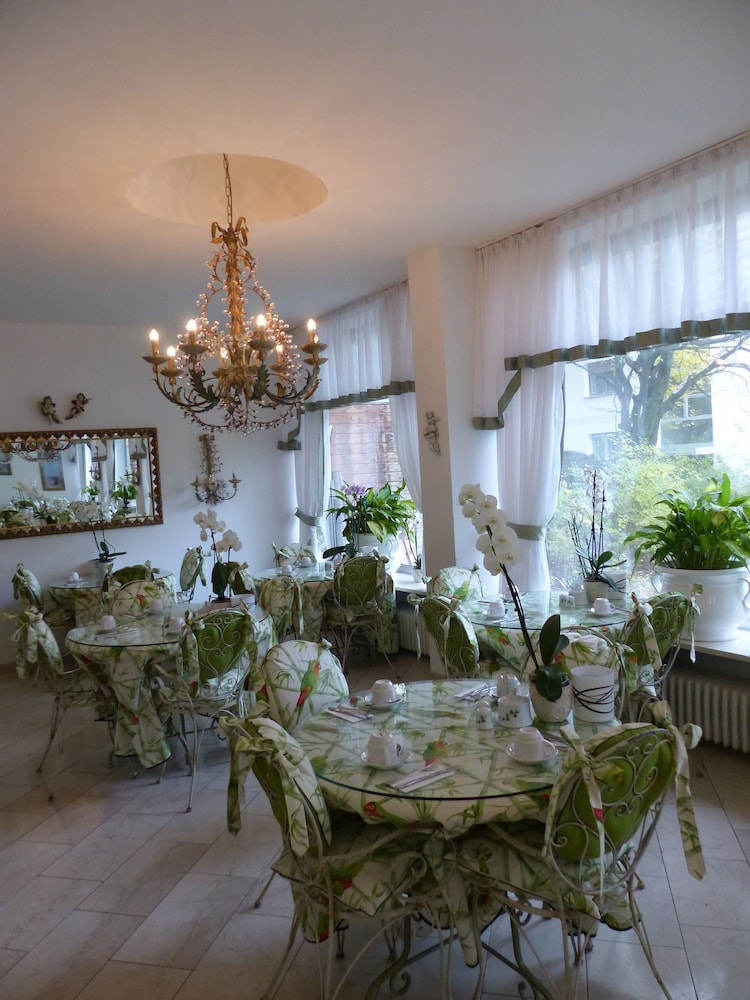 

Roma - Germering - Seibel's Park Hotel