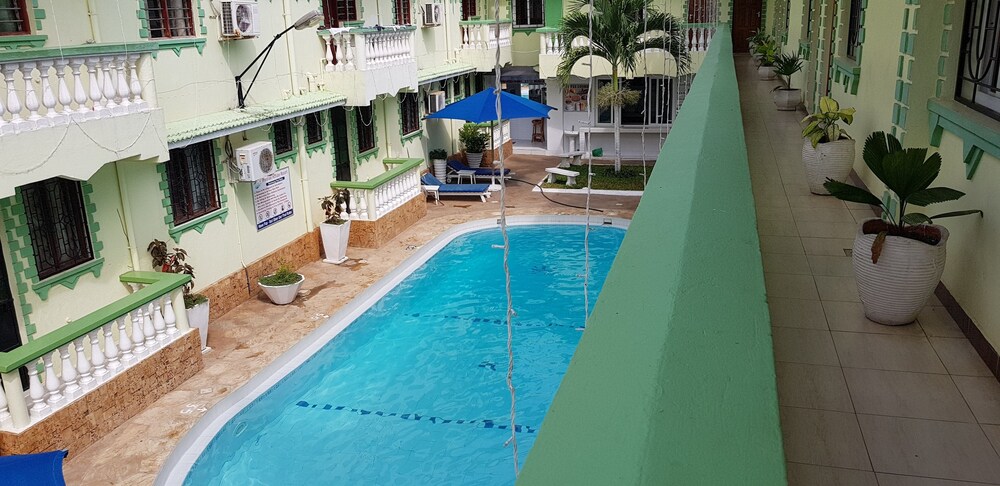 

Milano - Bamburi - Prestige Leisure Hotel