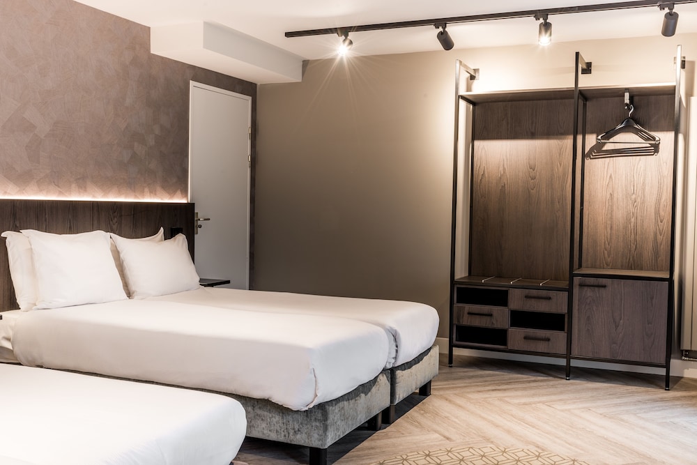 

Roma - Eindhoven - Sandton Eindhoven Centre