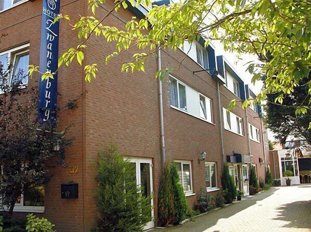

Pisa - Hoofddorp - Hotel Zwanenburg Amsterdam Airport