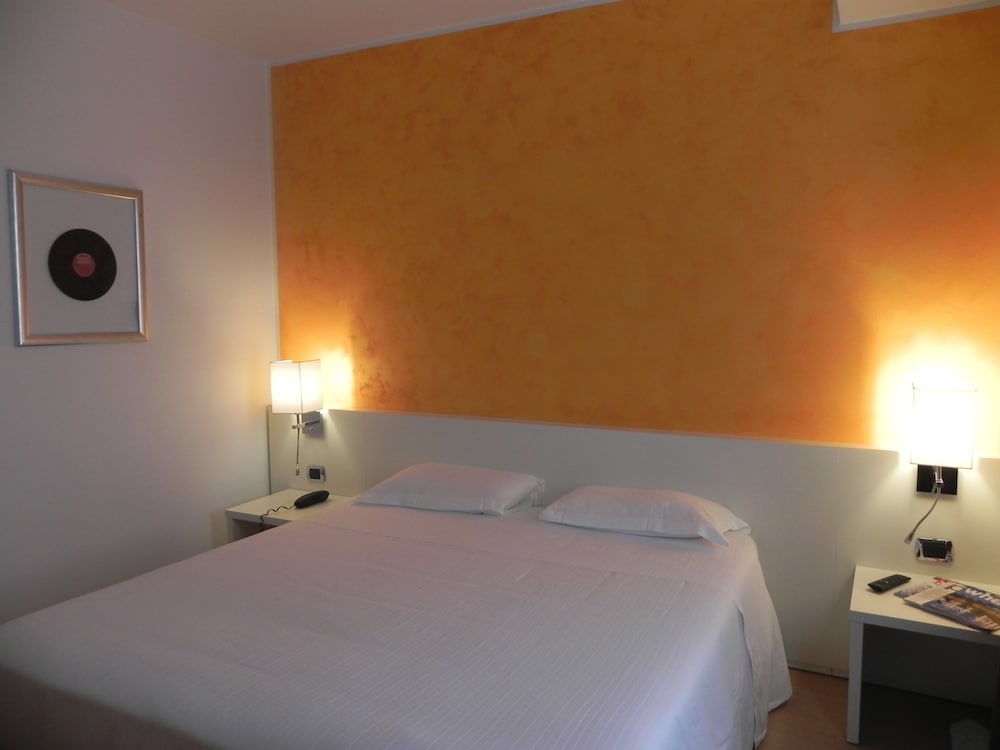 

Cagliari - Roma - ibis Styles Roma Vintage