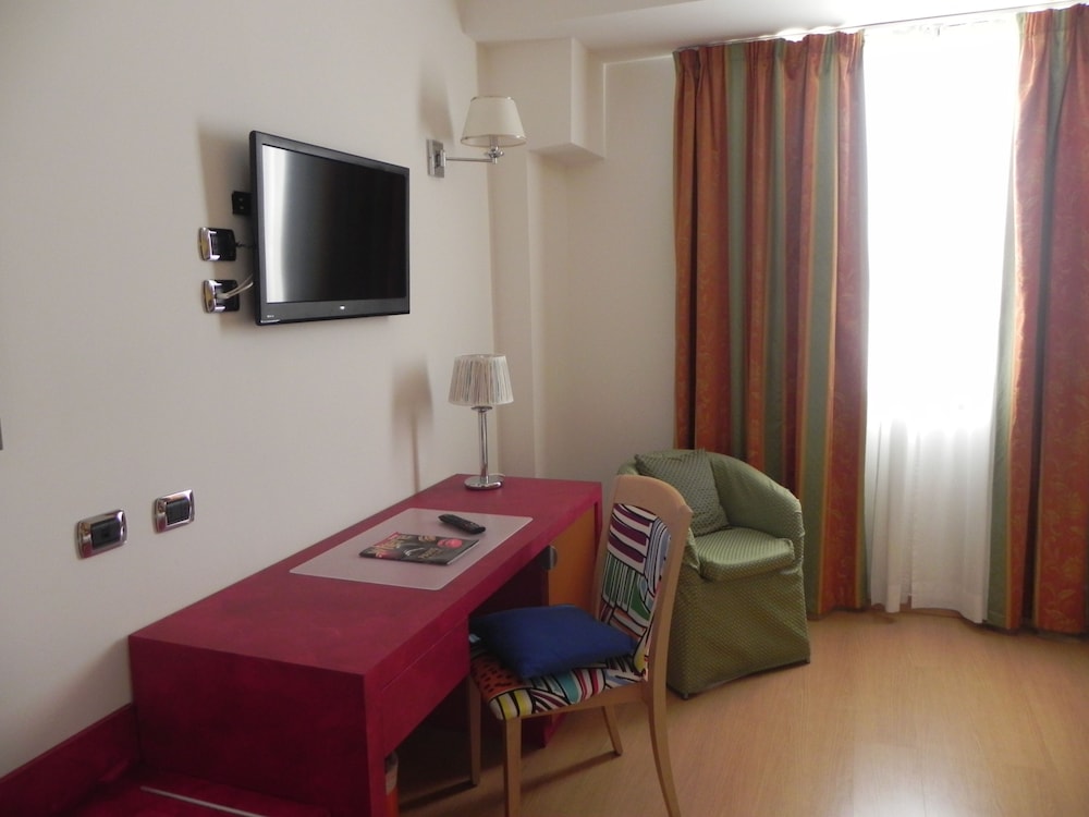 

Catania - Ciampino - ibis Styles Roma Vintage