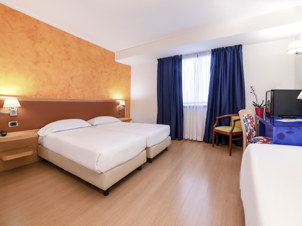 

Milano - Frascati - ibis Styles Roma Vintage