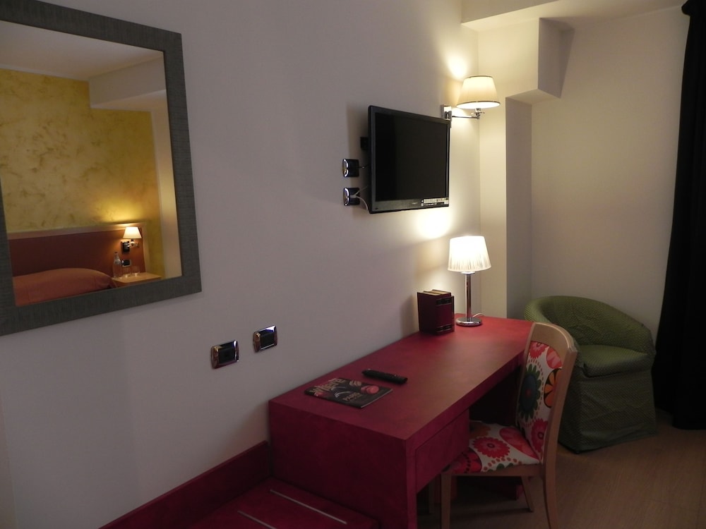 

Catania - Ciampino - ibis Styles Roma Vintage