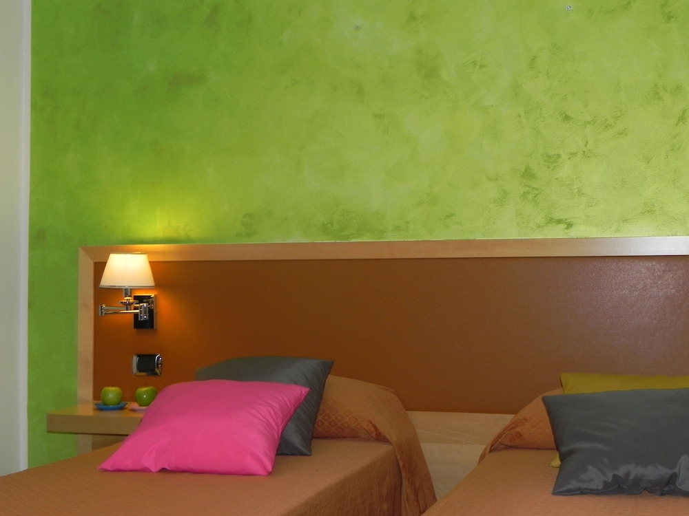 

Genova - Frascati - ibis Styles Roma Vintage