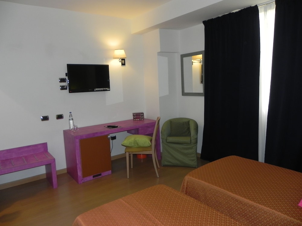 

Milano - Frascati - ibis Styles Roma Vintage