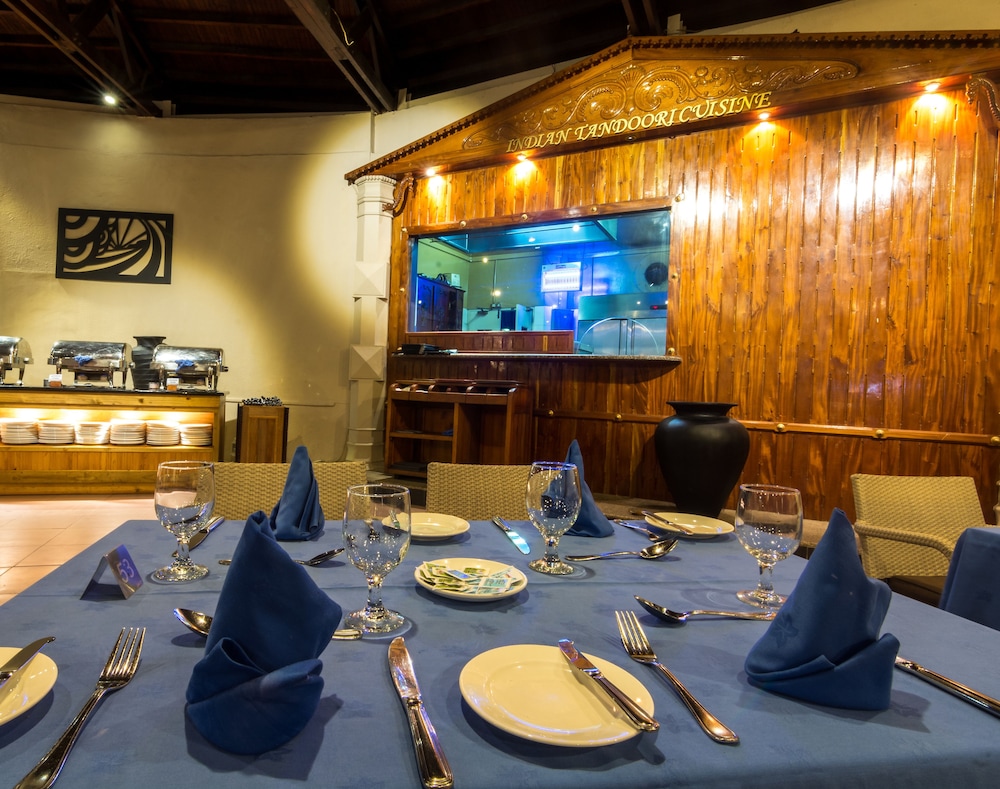 

Milano - Eden Island - Berjaya Beau Vallon Bay Resort & Casino