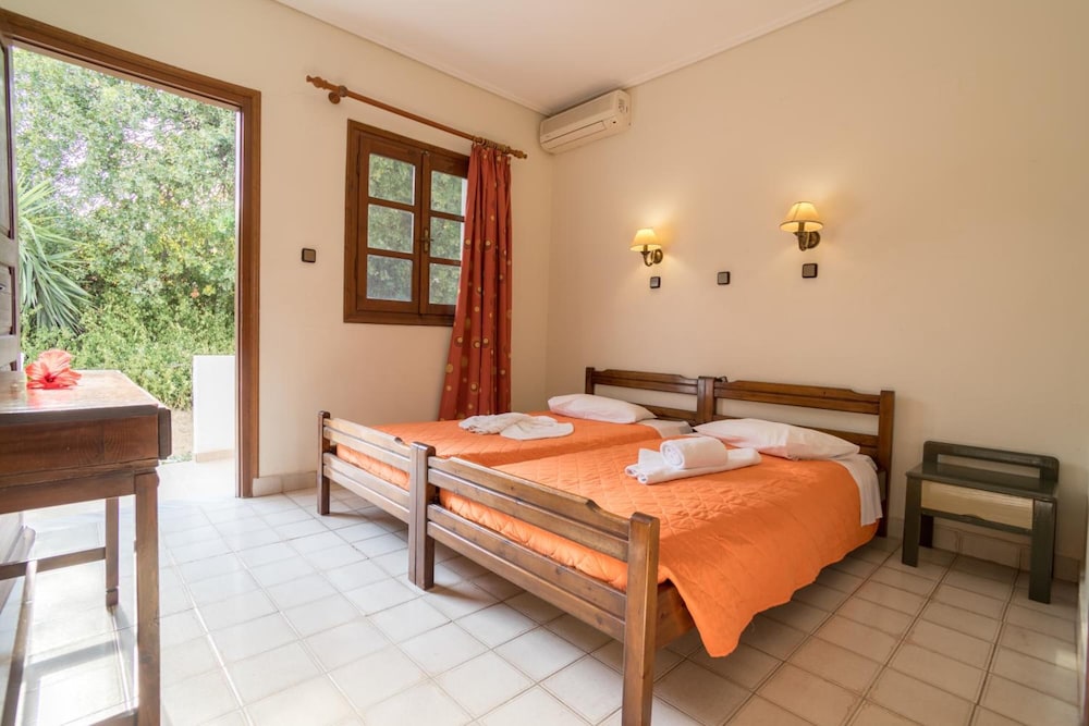 

Bari - Lambi - Ampavris Family Apartments