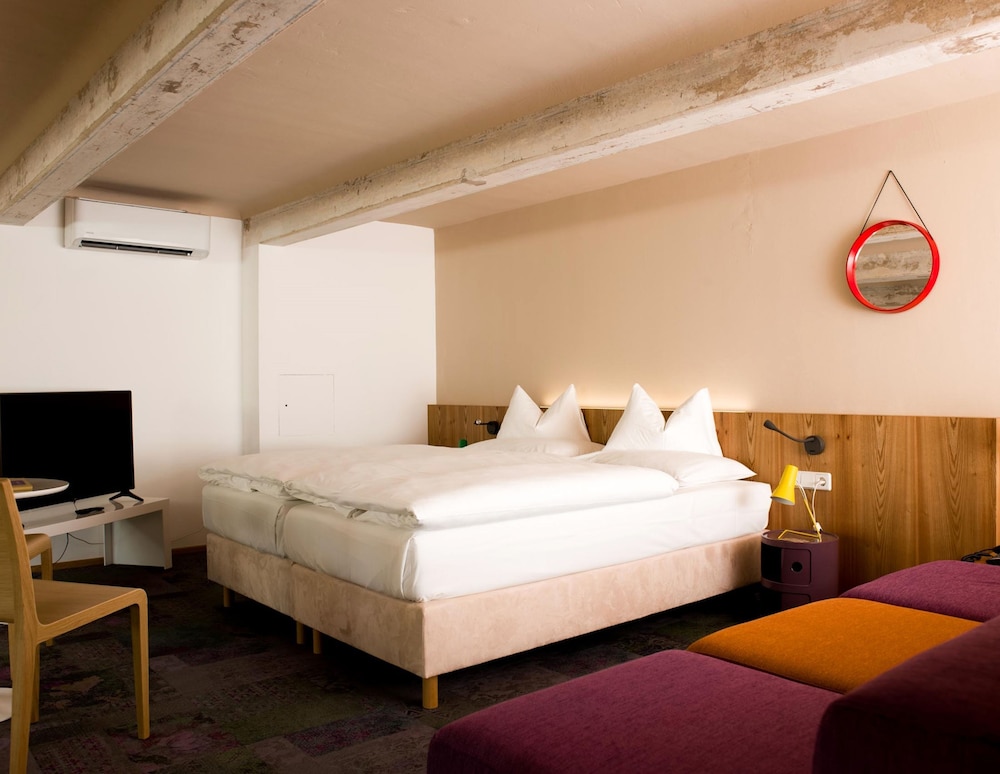 

Bologna - Baden bei Wien - At the Park Hotel