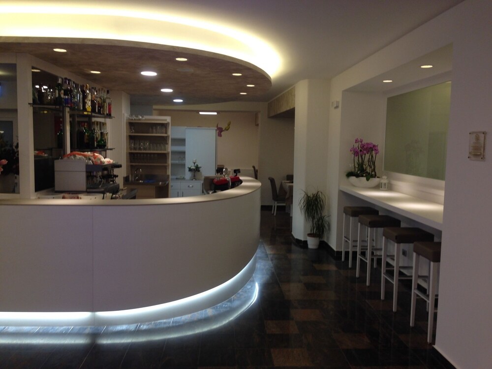 

Brindisi - Pergine Valsugana - Hotel Scaranò