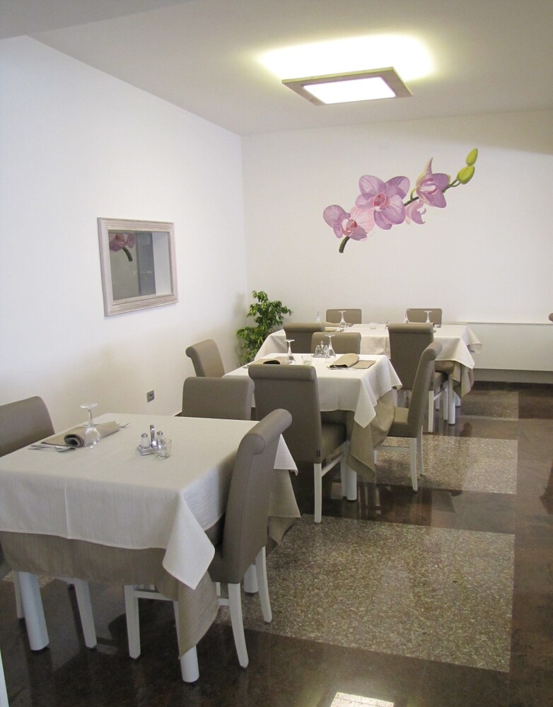 

Bari - Levico Terme - Hotel Scaranò