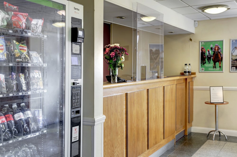 

Roma - Morden - Orchid Epsom; Sure Hotel Collection by Best Western
