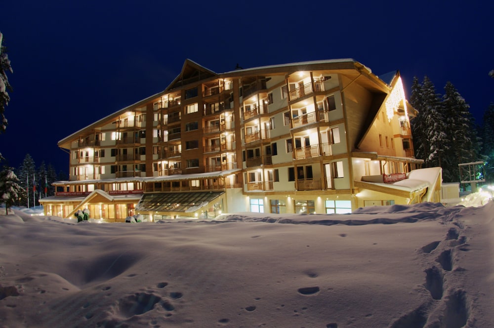 

Roma - Borovets - Hotel Iceberg
