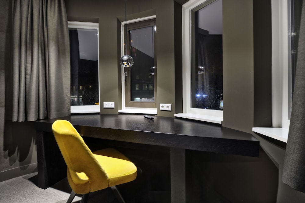 

Palermo - Amstelveen - Amsterdam Forest Hotel