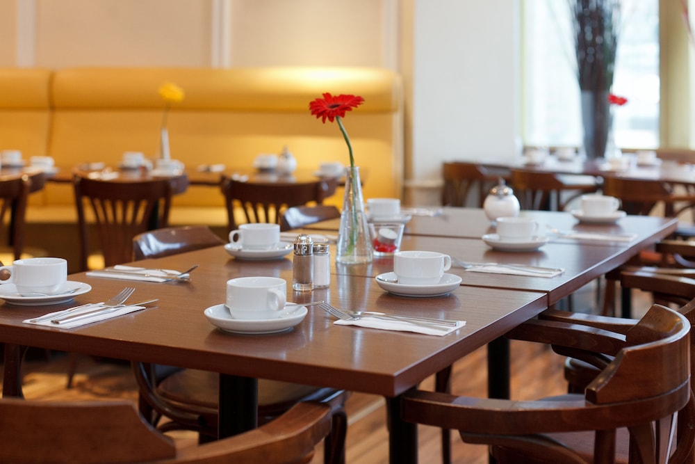 

Bari - Berlino - acom-Hotel Berlin Kurfürstendamm