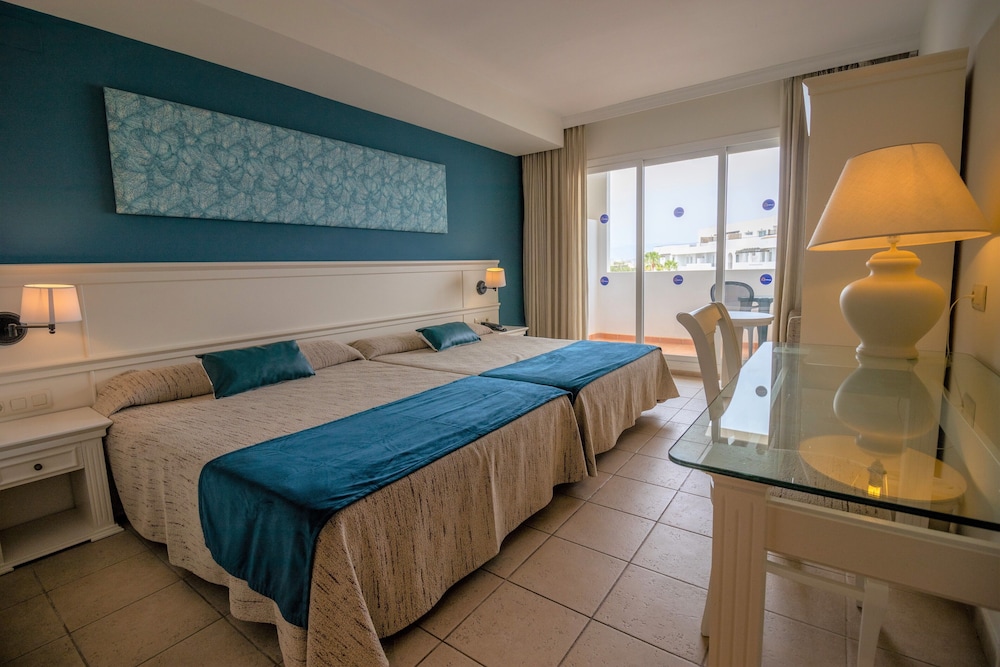 

Roma - Retamar - Ohtels Cabogata