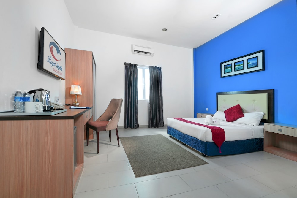 

Roma - Pantai Cenang - Royal Agate Beach Resort