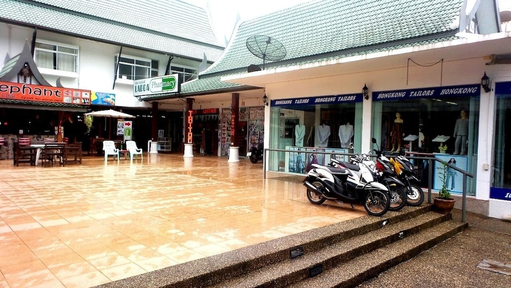 

Napoli - Khao Lak - Merlin Plaza Apartments