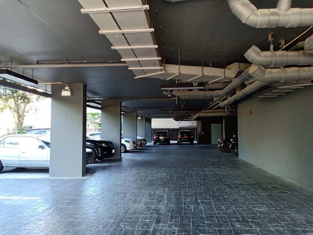 

Roma - Rawai - DLUX Condominium Chalong Phuket