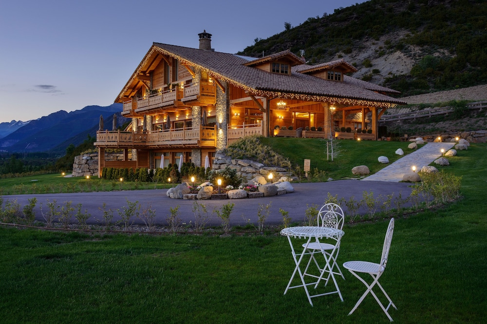 Sabiñánigo - Hotel Viñas de Lárrede