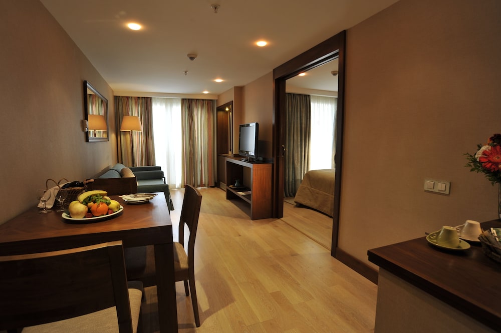 

Bologna - Turunç - Marti Resort Hotel