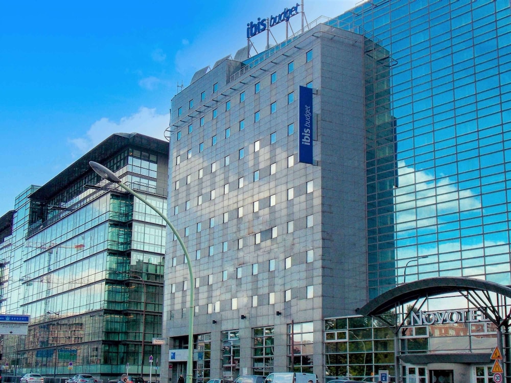 

Roma - Saint-Cloud - ibis budget Porte D'Orleans