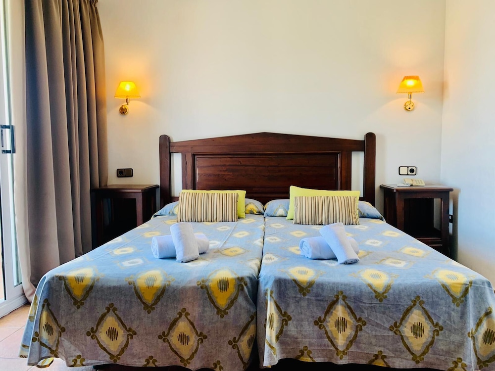 

Roma - Cunit - Hotel Comarruga Platja
