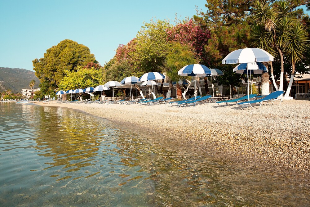 

Milano - Lefkas - Avra Beach Hotel