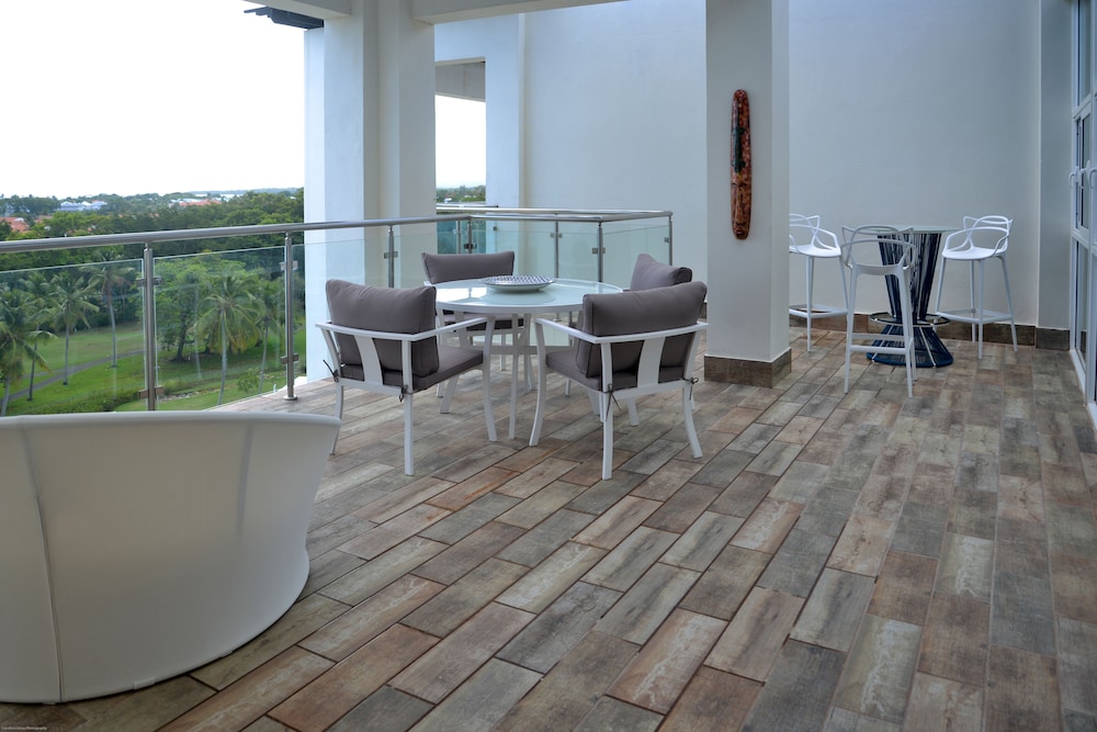 

Bologna - Puerto Plata - Blue JackTar Condos