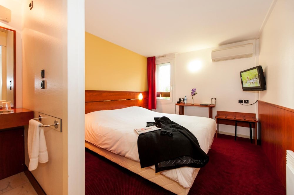 

Roma - Agen - Brit Hotel Agen - L'Aquitaine