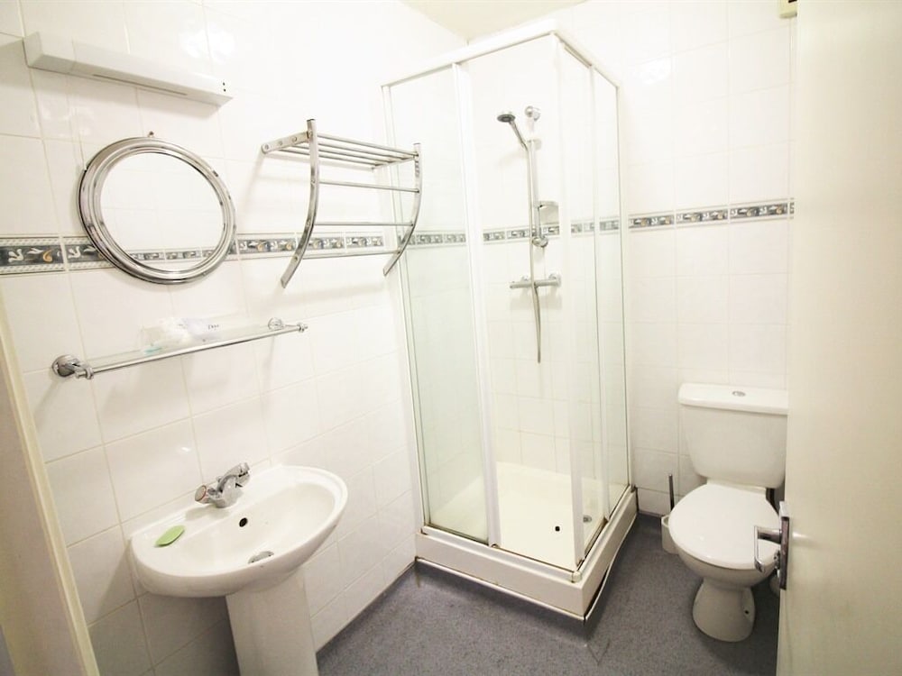 

Bologna - Eltham - Summerfield Pub & Boutique Rooms