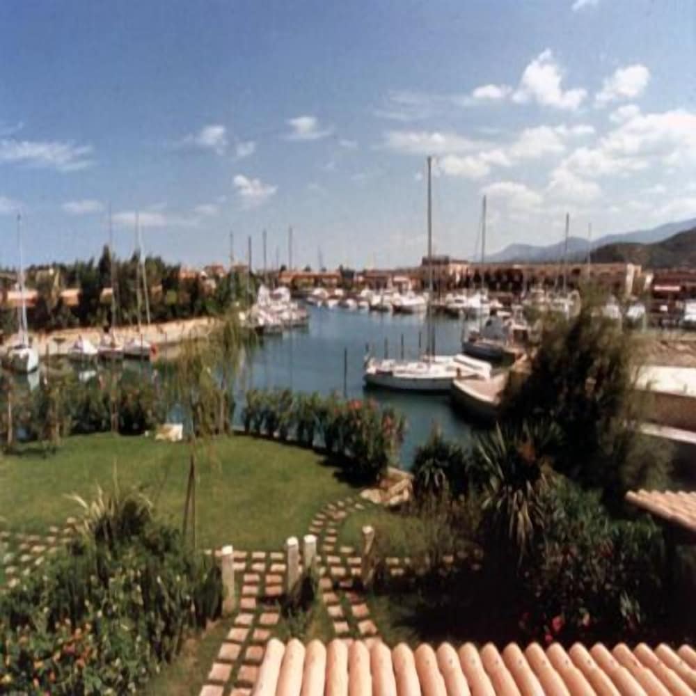 

Napoli - Tindari - Baia Dei Delfini