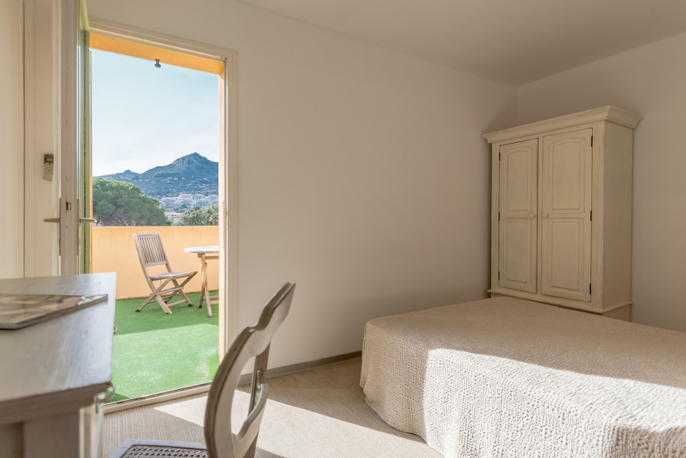

Roma - L'île Rousse - Hotel Cala di l'Oru