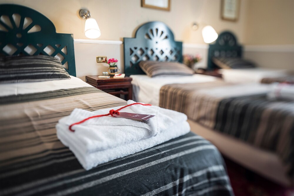 

Brindisi - Roma - Colony Hotel