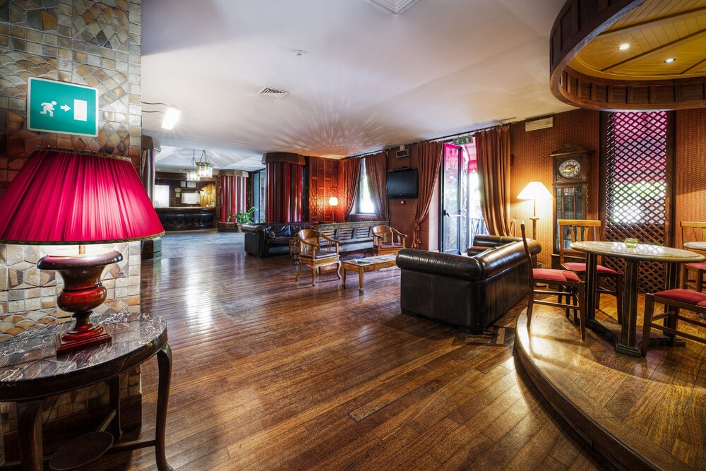 

Brindisi - Roma - Colony Hotel