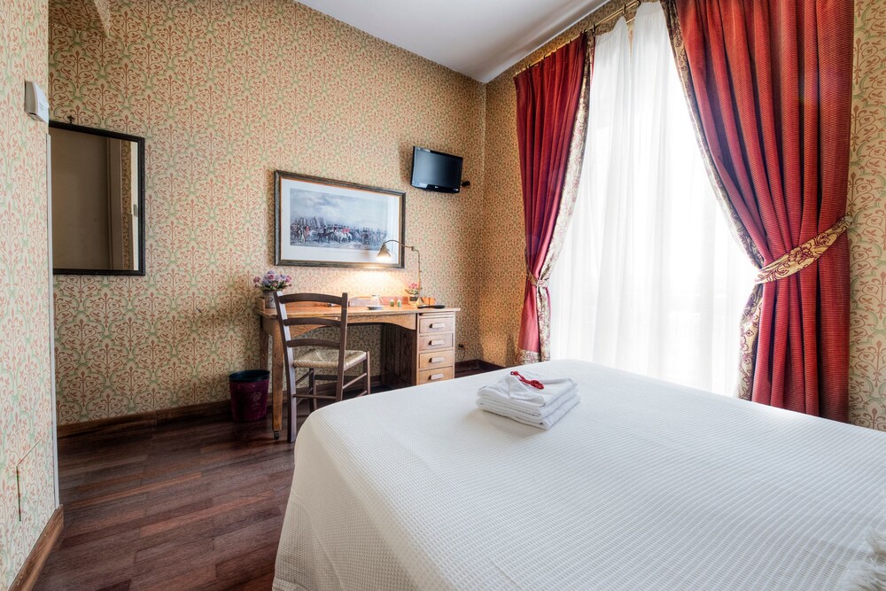 

Bari - Roma - Colony Hotel