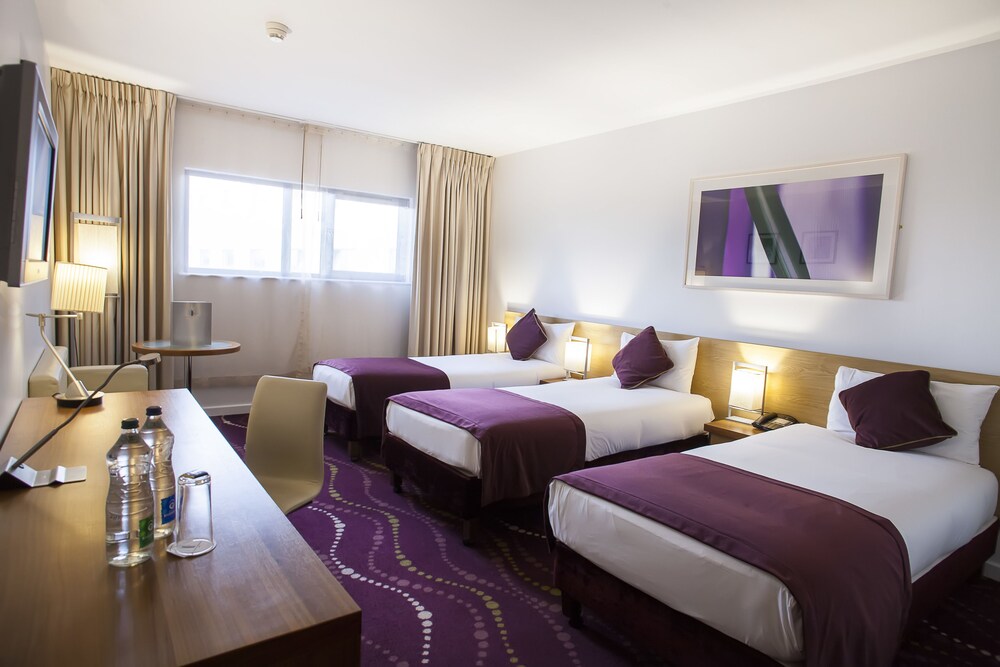 

Verona - Lucan - The Louis Fitzgerald Hotel