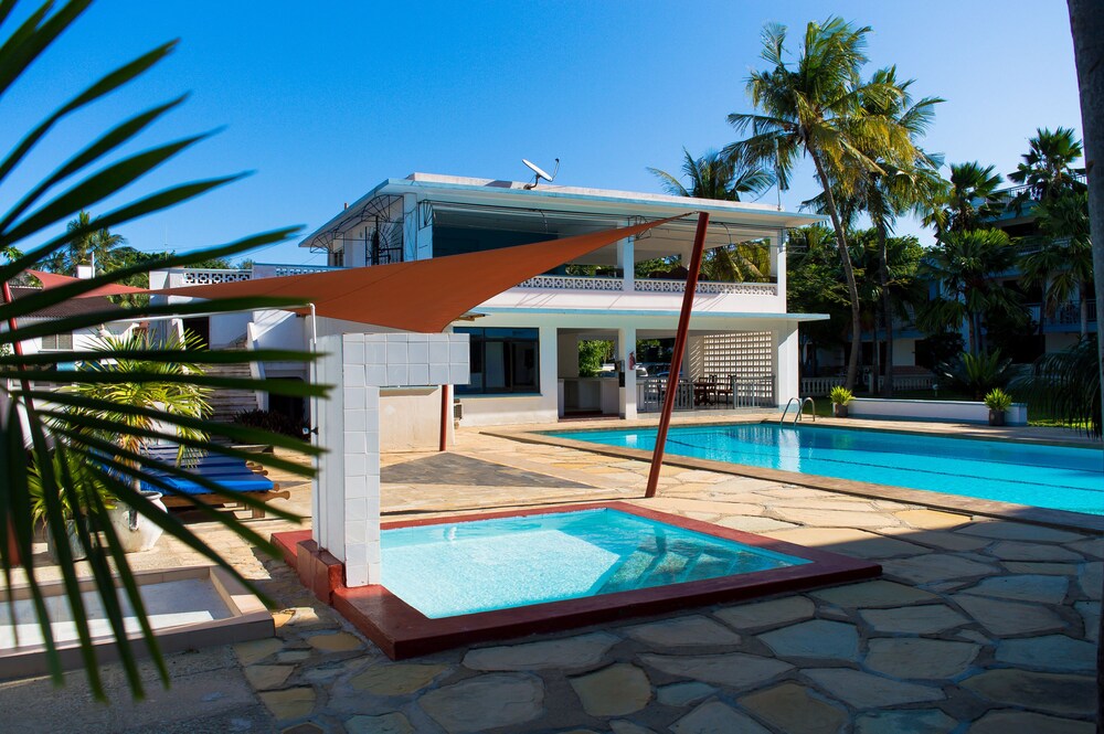 

Catania - Mombasa - Paradise Resort Apartments
