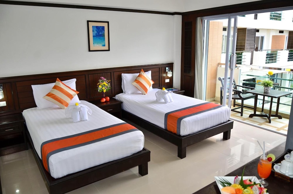 

Milano - Bangrak Beach - Koh Samui - First Residence Hotel